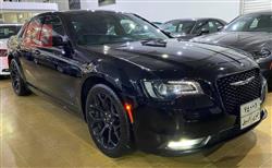 کرایسلەر 300